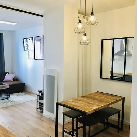 Le Dupont, 2 & Parking Prive Apartamento