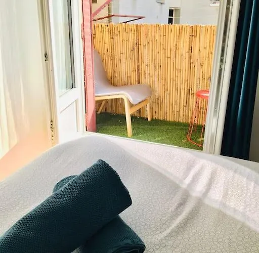 Le Dupont, 2 & Parking Prive Апартаменти *